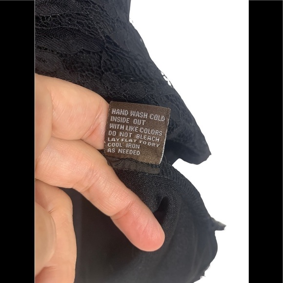 - J. McLaughlin Nicola Black Tiered Lace Dress 3/4 sleeves - Picture 6 of 10